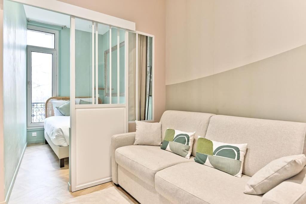 Proche Parc Monceau - Iii Appartement Paris
